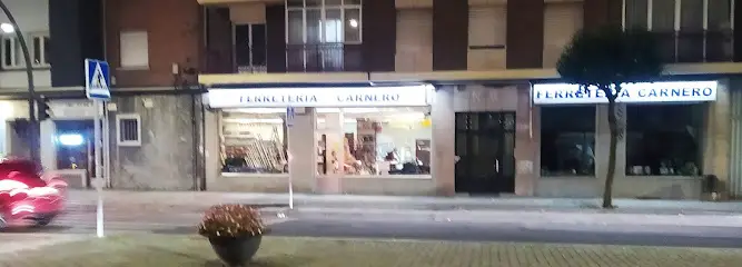Comercial Carnero, León