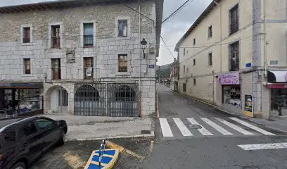 Foto 1 de Ferretería Joaquín Sáinz Ranero, Ramales de la Victoria