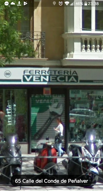 Antigua Ferretería Venecia en Madrid